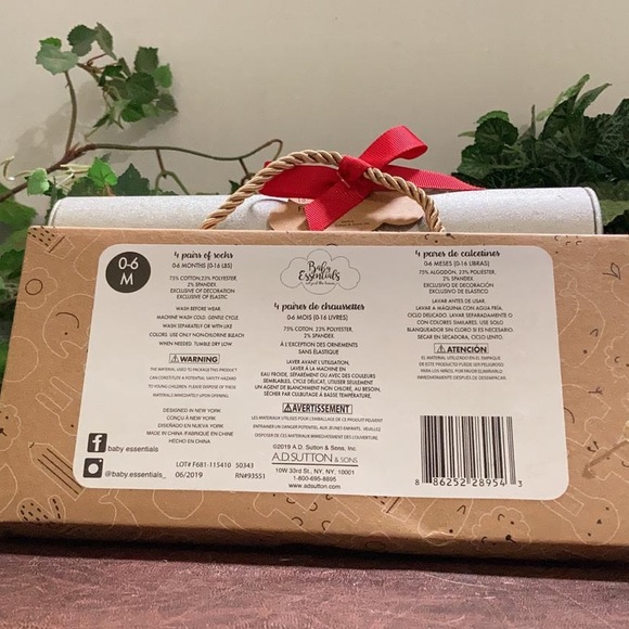 NIB Baby Essentials socks - Picture 4 of 4